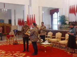 Presiden Jokowi Terima Penghargaan Agricola Medal dari FAO