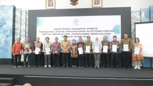 Suprapto Sastro Atmojo dan Indriaswati Dyah Saptaningrum Terpilih sebagai Ketua dan Wakil Ketua Komite Publisher Rights
