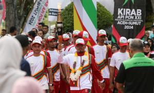 Kirab Obor Berakhir di Banda Aceh, Presiden Jokowi Siap Buka PON XXI  