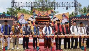 Prosesi Pembukaan Satu Nagari Satu Event (SNSE) Lubuak Jantan Bolek Tapai