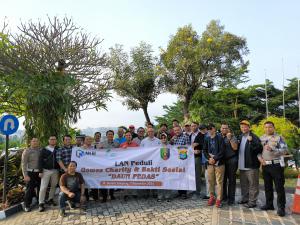 Daun Pedas Pegawai LAN Gowes to Lampung dalam Semangat Kemanusiaan dan Kesehatan