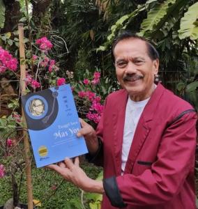 Peluncuran Buku The Singing Commodore