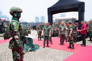 Kasum TNI Cek Kesiapan Akhir Pesta Rakyat Dalam Rangka HUT Ke-79 TNI Tahun 2024 di Monas