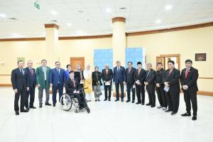 Senandung Duo Anggota Parlemen Indonesia-Kazakhstan
