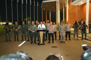 Konferensi Pers Terkait Pembebasan Pilot Selandia Baru Yang Disandera OPM