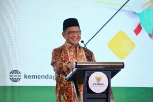 Mendagri Tito Minta Pemda Optimalisasi Potensi Zakat Indonesia yang Luar Biasa