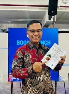 Saleh Husin Luncurkan Buku: Hilirisasi Sawit, Cegah Middle Income Trap
