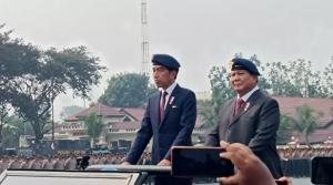 Naik Maung, Presiden Jokowi dan Prabowo Hadiri Apel Persiapan Pengamanan Pelantikan Presiden-Wakil Presiden di Mako Brimob Depok   