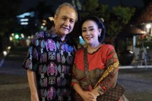 Tumpuk S antara Sinden dan Campursari, Dua-duanya Mengasyikan