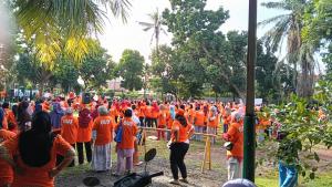 Ratusan Pendukung Mas Pram- Bang Doel Padati Tebus Murah di Cilandak