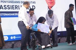 Bikin Terobosan Baru, Menaker Yassierli Siapkan Unit Teknis untuk Layani Pekerja Penyandang Disabilitas