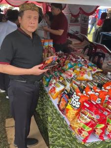 Kuatkan Diplomasi Ekonomi, Konsulat RI Tawau Promosikan Produk Makanan Indonesia di Semporna