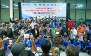 Wamenaker Immanuel: Tenaga Kerja Bongkat Muat Jangan Khawatir Negara Bersama Saudara