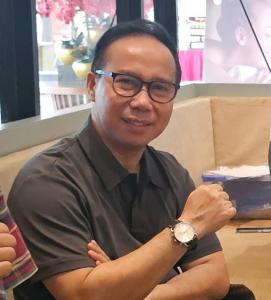 Membubarkan Partai Cokelat