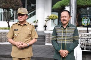 Pimpin Apel Pelepasan Purna Tugas Sekdaprov Sumut, Pj Gubernur Fatoni Ingatkan ASN Terus Lakukan Inovasi