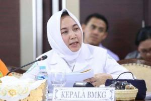 Kepala BMKG Dwikorita: Waspadai Musim dan Cuaca Selama Periode liburan Natal dan tahun baru 2025