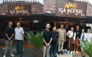 Eks Menparekraft Sandiaga Uno Resmikan Restoran IGA Ngebul di Balai Sarwono