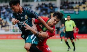 Tak Terima Kalah 3-1,  Pelatih Persebaya: Kita Sudah Tahu PSS Akan Dimenangkan Wasit     