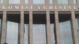Aliansi Mahasiswa Peduli Hukum Indonesia Laporkan Hakim PN Jakpus ke Komisi Yudisial