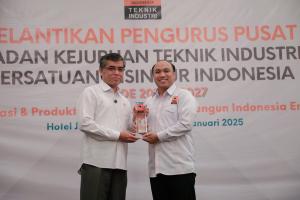 Lantik Kepengurusan BKTI PII periode 2024-2027, Menaker Ajak BKTI-PII Berkontribusi Tingkatkan Produktivitas Pekerja