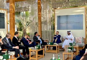 Menko Airlangga Hadiri The Global Economic Retreat 2025,  Bahas Tantangan Ekonomi Global, Prioritas Regional dan Visi Strategis Indonesia