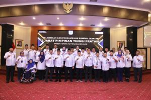 Lantik 15 Pejabat Tinggi Pratama, Menaker Yakin Ini Adalah Formasi Terbaik Sesuai Kompetensi