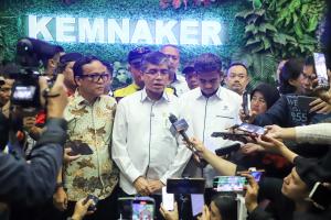 Terima Perwakilan Pengemudi Online, Menaker Sampaikan Komitmen THR dan Finalisasi Regulasinya
