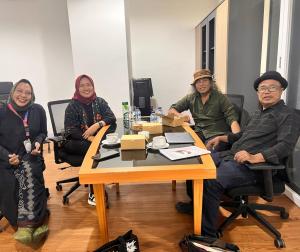 Panitia Hari Puisi Nasional Bertemu Staf Khusus Menteri Kebudayaan, Bahas Rencana Peringatan Harsinas 2025
