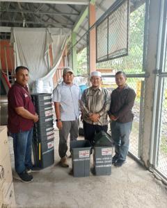 PTPN IV Regional 4 Kirim 300 Set Tong Sampah