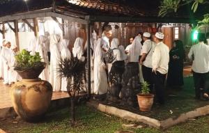 Bulan Penuh Berkah, Warung Solo Buka Bersama Ratusan Anak Yatim