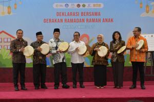Menkomdigi Minta Orang Tua Awasi Anak Akses Ruang Digital selama Ramadan