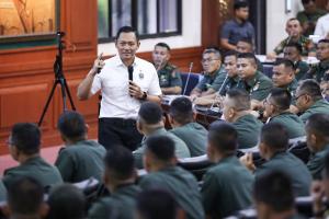 Kuliah Umum di Seskoad, Menko AHY: Sinergi Pembangunan Infrastruktur dan Pertahanan Sangat Penting