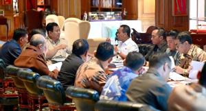 Pastikan Proyek Hilirisasi Berdampak Nyata, Presiden Prabowo Gelar Rapat di Libur Akhir Pekan
