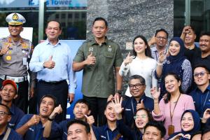 Lepas Tim Liputan Mudik, Menko AHY: Bantu Masyarakat Dapat Informasi Terkini Arus Mudik Lebaran