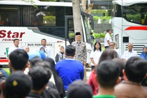 Menteri Dody Lepas 473  Peserta Mudik Gratis Kementerian PU
