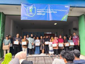 Gandeng SOLOPEDULI, PNM Wonogiri Bagikan Paket Keluarga Bahagia untuk Duafa