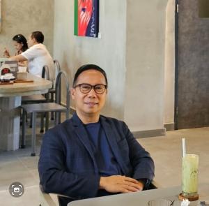 Mitos Kelas dan Urusan Mengelola Negara