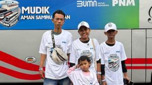 Pedagang Kopi Keliling Wujudkan Impian Mudik Lewat Program Mudik Gratis BUMN dari PNM