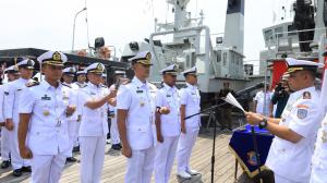 Dansatsurvei Pushidrosal Pimpin Sertijab Komandan KRI Rigel-933