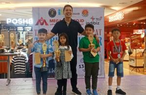 Keren, Bocah SMP Rajai Kejuaraan Catur Cepat