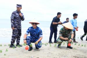 Sinergi Lintas Matra TNI, Kaskoopsud II Hadiri Kunker Kasal dalam Program Ketahanan Pangan TNI AL