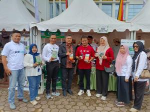 Teh Kayu Aro Ikut Semarakkan Solok Maimbu 2025