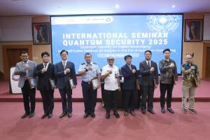 Resmikan Pusat Ekosistem Keamanan Kuantum, Rektor Unhan: Langkah Awal Menuju Indonesia Berdaulat di Dunia Siber Kuantum