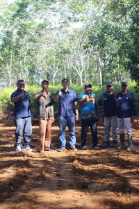 PTPN IV Regional 4 Kirim Greader Perbaikin Jalan Desa