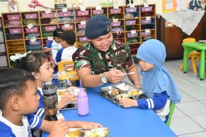 SPPG Lanud Husein Sastranegara Distribusikan Lebih dari 219.000 Paket Makan Bergizi Gratis