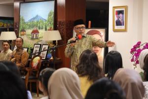 Duta Besar Djauhari Dorong Diplomasi Budaya Lewat Film: ASSALAMUALAIKUM BEIJING 2: LOST IN NINGXIA