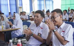 Program Palm Co Goes to School, Ciptakan SDM Terampil di Industri Pengolahan Sawit