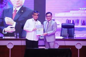 Menaker Yassierli: Pemimpin Visioner Harus Mampu Kembangkan Growth Mindset dan Future Mindset