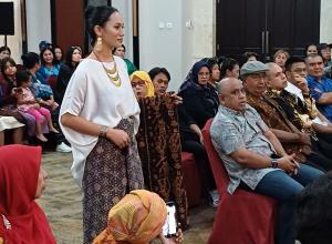 Dari Nusa Tenggara Timur untuk Indonesia: Ketika Tradisi Menyatu dengan Gaya Hidup Masa Kini