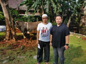 Mushalla Al Asr Terima Sapi Kurban PT Pelayaran Fortuna Nusantara